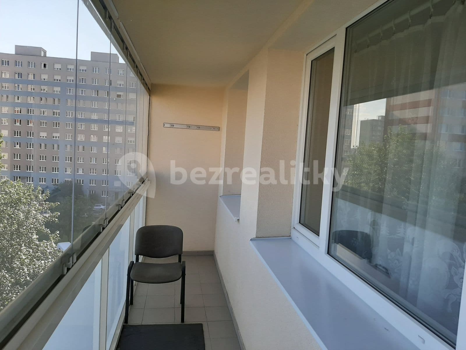 Prenájom bytu 3-izbový 92 m², Španielova, Praha, Praha Prenájom bytu 3-izbový 92 m², Španielova, Praha, Praha