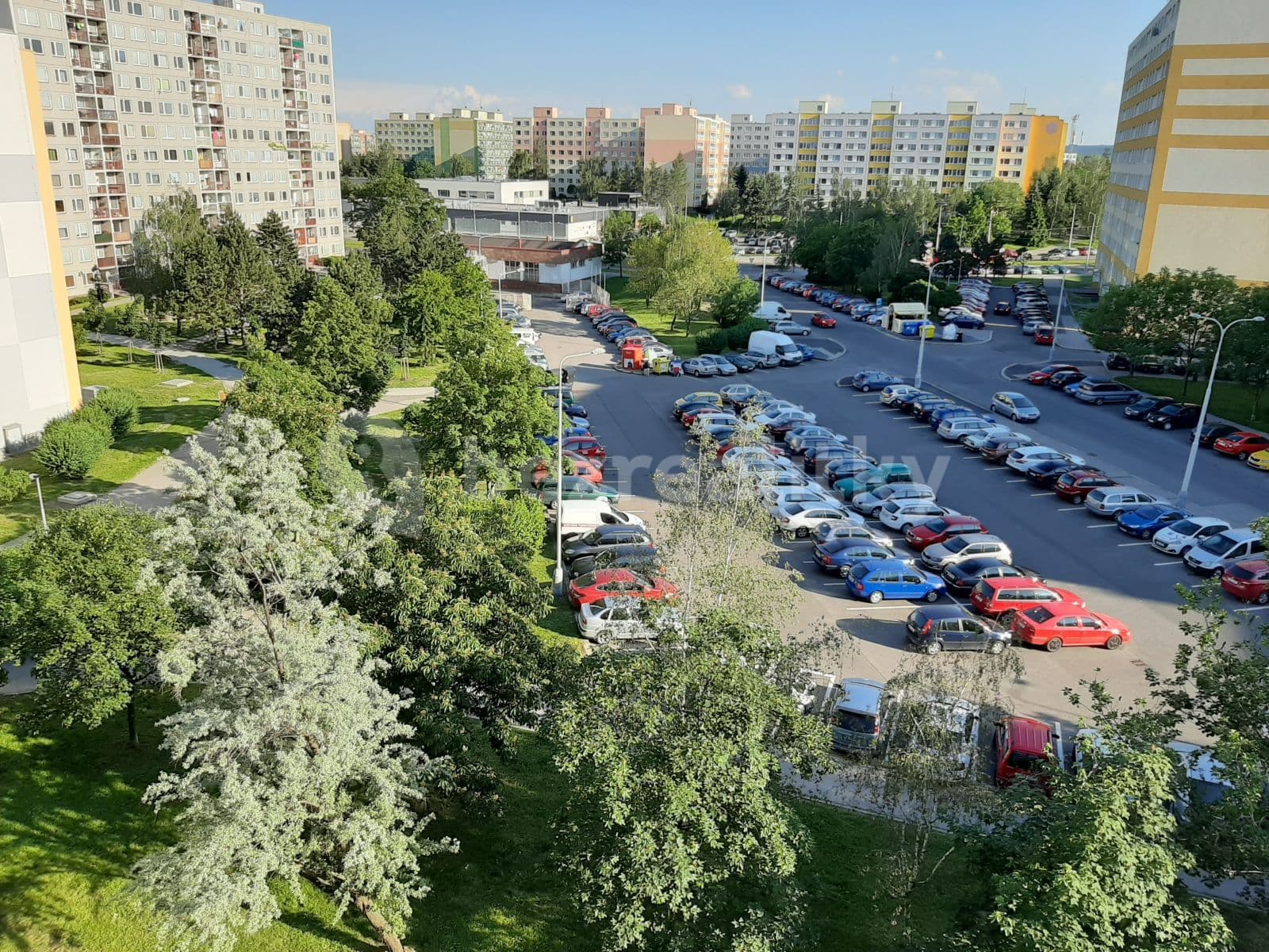 Prenájom bytu 3-izbový 92 m², Španielova, Praha, Praha Prenájom bytu 3-izbový 92 m², Španielova, Praha, Praha