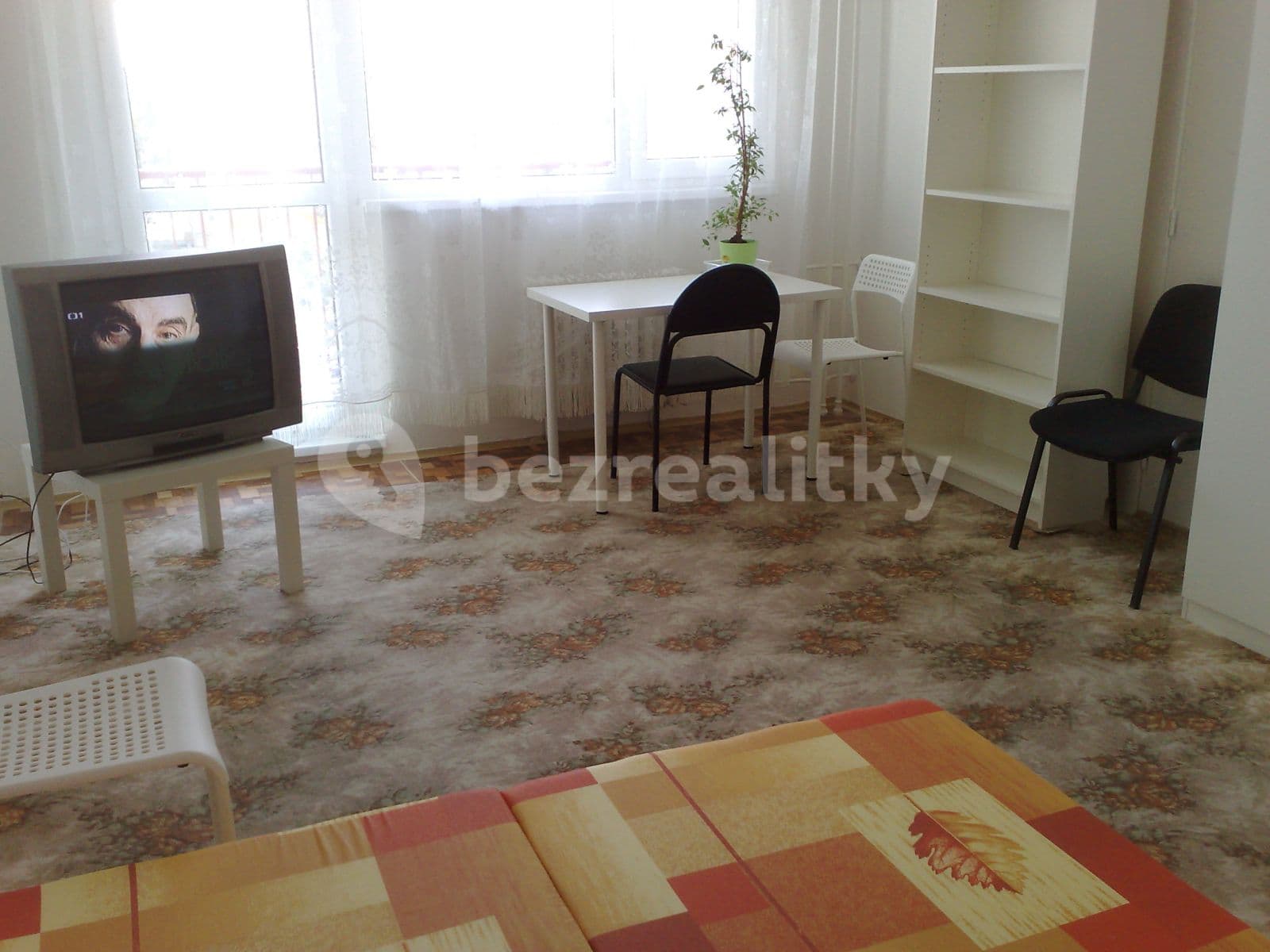 Prenájom bytu 3-izbový 92 m², Španielova, Praha, Praha Prenájom bytu 3-izbový 92 m², Španielova, Praha, Praha