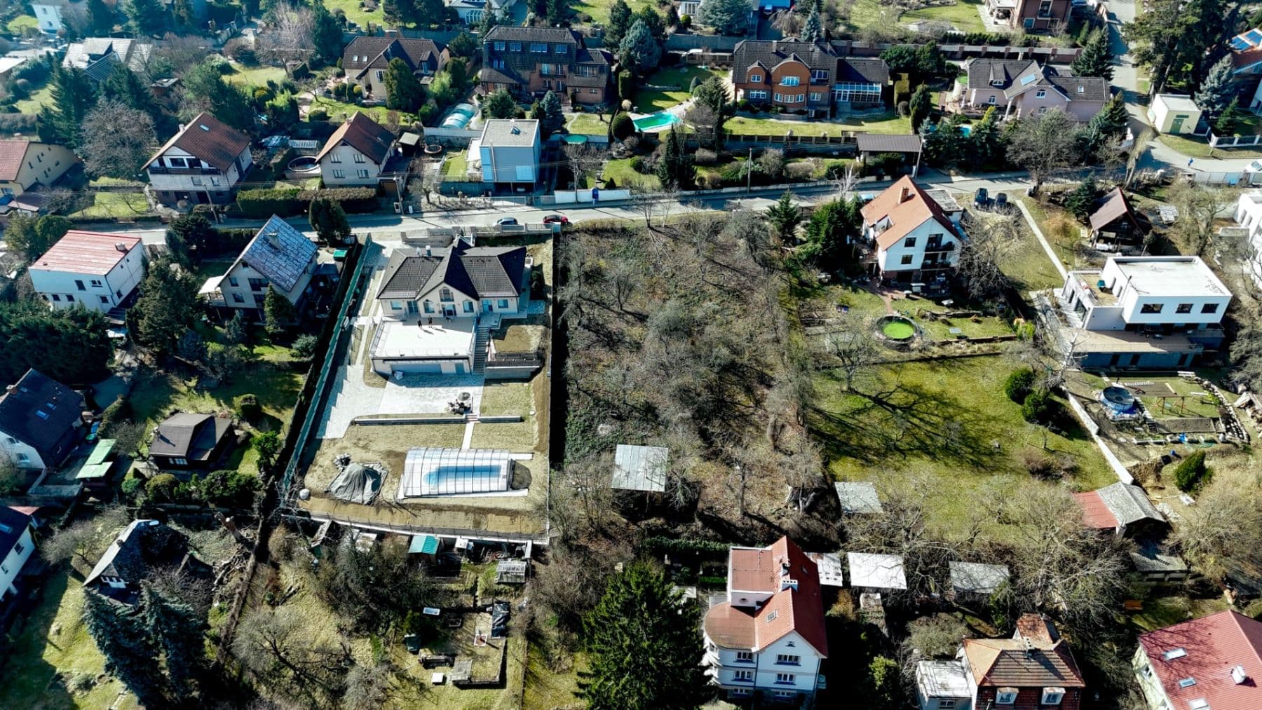 Predaj pozemku 1.792 m², Pardubická, Černošice, Středočeský kraj Predaj pozemku 1.792 m², Pardubická, Černošice, Středočeský kraj