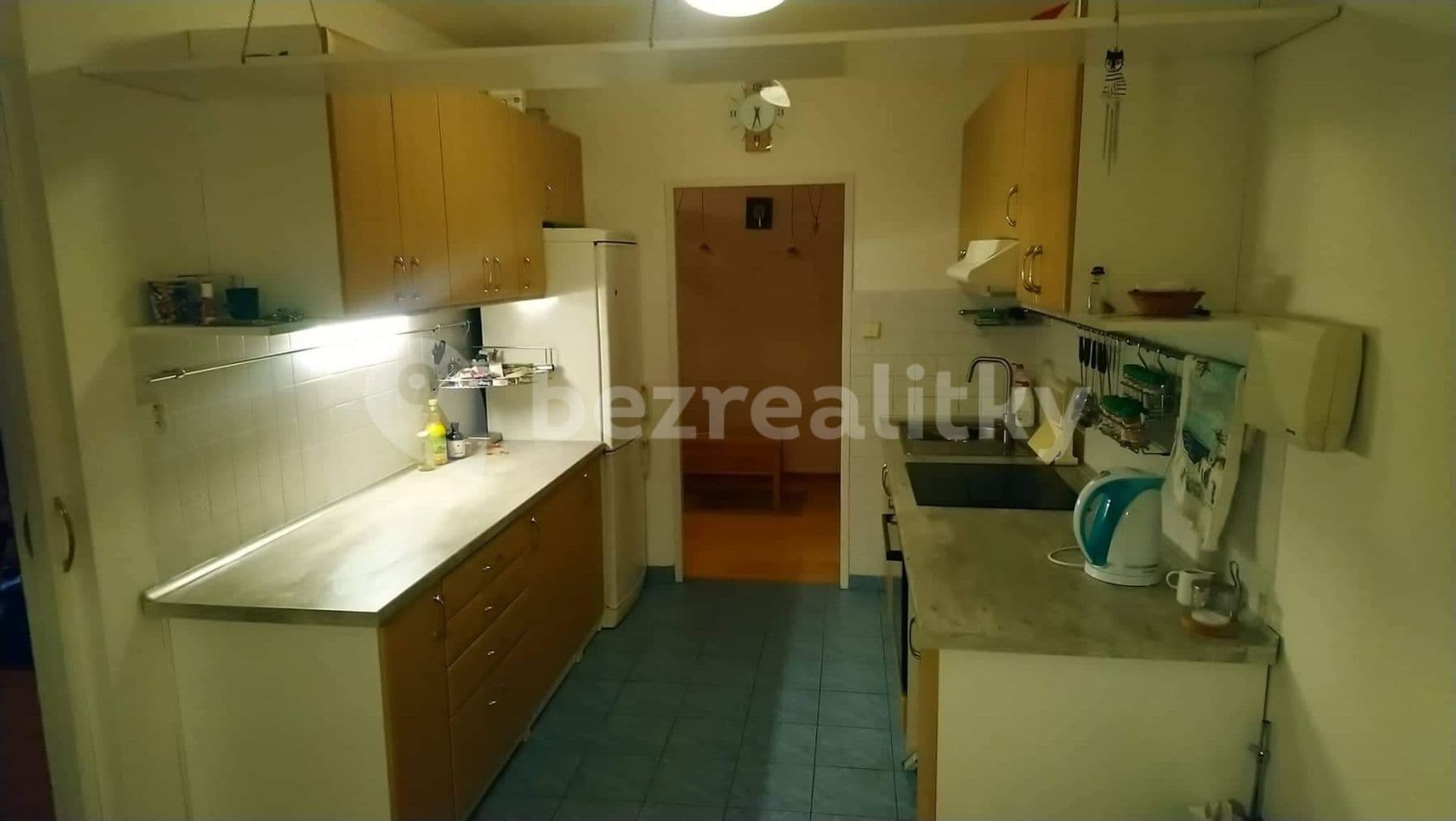 Prenájom bytu 3-izbový 88 m², Tlustého, Praha, Praha Prenájom bytu 3-izbový 88 m², Tlustého, Praha, Praha