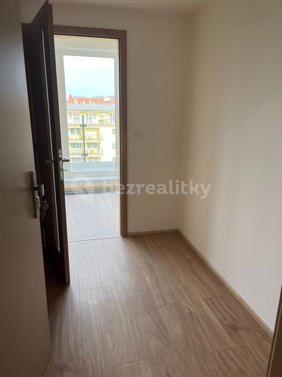 Prenájom bytu 1-izbový 51 m², Dělnická, Praha, Praha Prenájom bytu 1-izbový 51 m², Dělnická, Praha, Praha