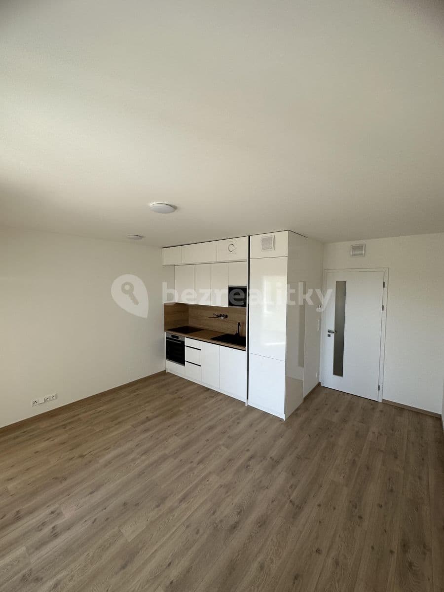 Prenájom bytu 2-izbový 41 m², Jankovcova, Praha, Praha Prenájom bytu 2-izbový 41 m², Jankovcova, Praha, Praha