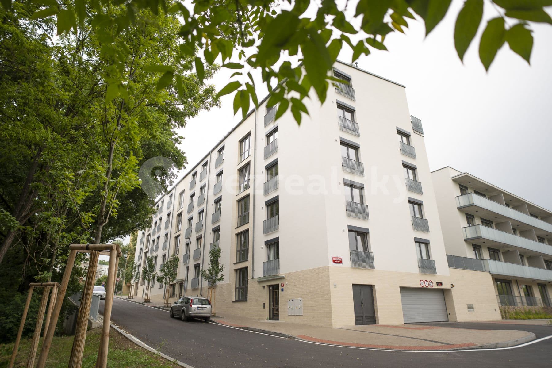Prenájom bytu 3-izbový 75 m², Červená báň, Praha, Praha Prenájom bytu 3-izbový 75 m², Červená báň, Praha, Praha