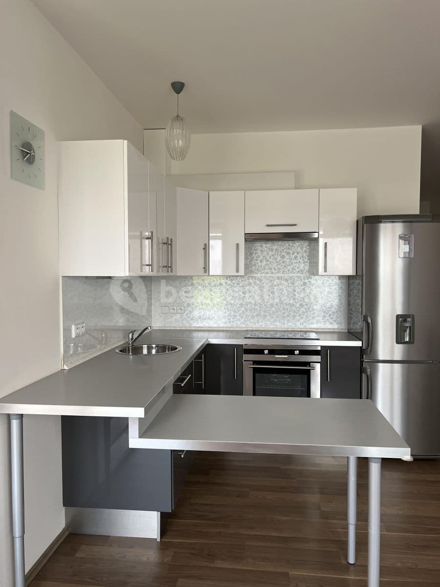 Prenájom bytu 2-izbový 52 m², Polní, Veleň, Středočeský kraj Prenájom bytu 2-izbový 52 m², Polní, Veleň, Středočeský kraj