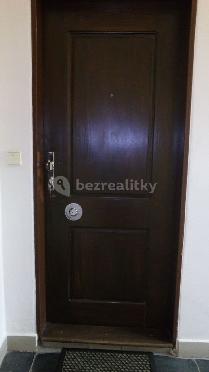 Prenájom bytu 2-izbový 47 m², Roháčova, Praha, Praha Prenájom bytu 2-izbový 47 m², Roháčova, Praha, Praha