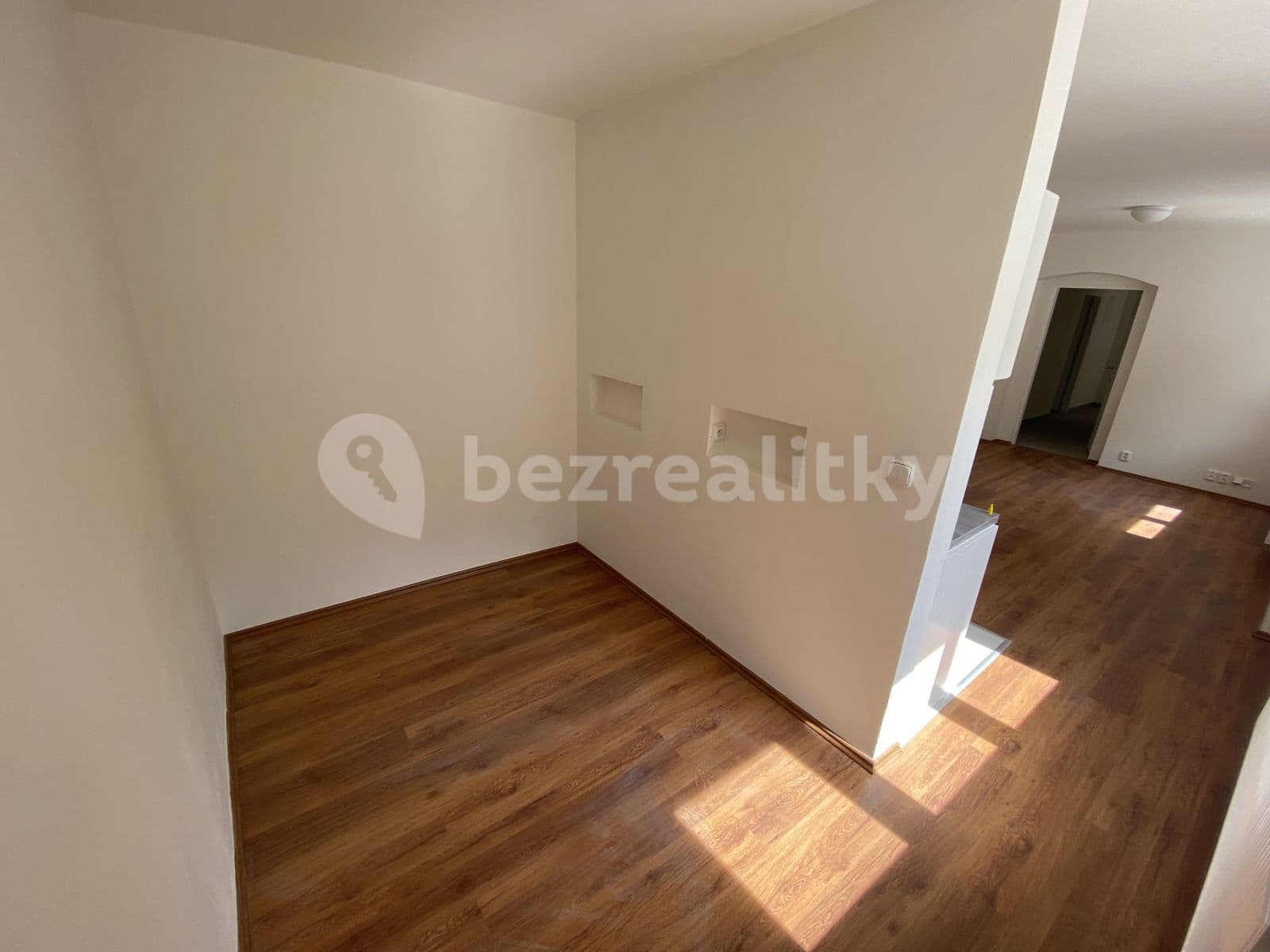 Prenájom bytu 1-izbový 33 m², Havlíčkova, Roudnice nad Labem, Ústecký kraj Prenájom bytu 1-izbový 33 m², Havlíčkova, Roudnice nad Labem, Ústecký kraj