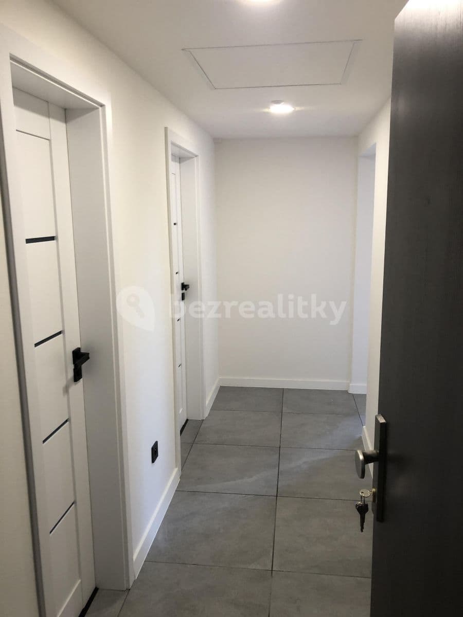 Prenájom bytu 2-izbový 57 m², Těšínská, Ostrava, Moravskoslezský kraj Prenájom bytu 2-izbový 57 m², Těšínská, Ostrava, Moravskoslezský kraj