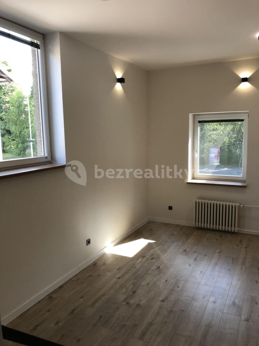 Prenájom bytu 2-izbový 57 m², Těšínská, Ostrava, Moravskoslezský kraj Prenájom bytu 2-izbový 57 m², Těšínská, Ostrava, Moravskoslezský kraj