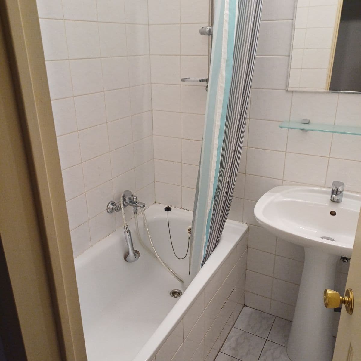 Prenájom bytu 2-izbový 44 m², Bulharská, Praha, Praha Prenájom bytu 2-izbový 44 m², Bulharská, Praha, Praha