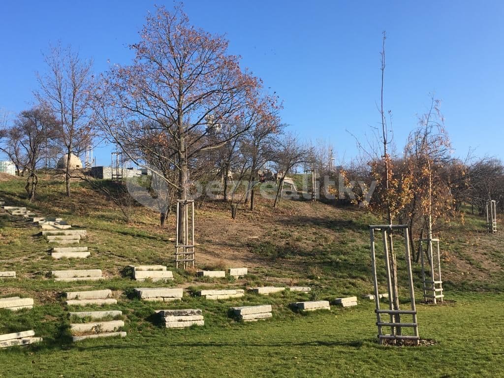 Prenájom bytu 4-izbový 109 m², Walterovo náměstí, Praha, Praha Prenájom bytu 4-izbový 109 m², Walterovo náměstí, Praha, Praha