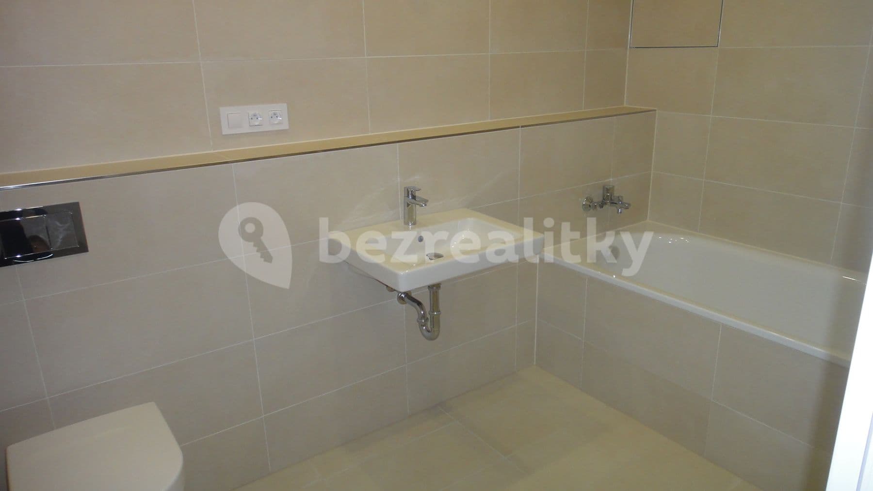 Prenájom bytu 4-izbový 109 m², Walterovo náměstí, Praha, Praha Prenájom bytu 4-izbový 109 m², Walterovo náměstí, Praha, Praha