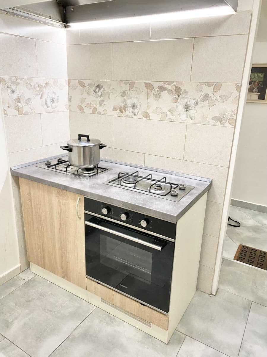 Prenájom bytu 1-izbový 13 m², Slámova, Brno, Jihomoravský kraj Prenájom bytu 1-izbový 13 m², Slámova, Brno, Jihomoravský kraj