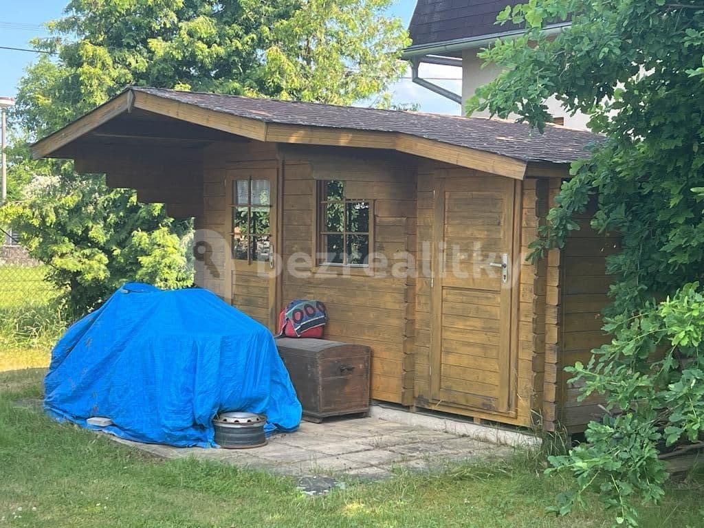 Prenájom domu 40 m², pozemek 1.100 m², Nový Vestec, Středočeský kraj Prenájom domu 40 m², pozemek 1.100 m², Nový Vestec, Středočeský kraj