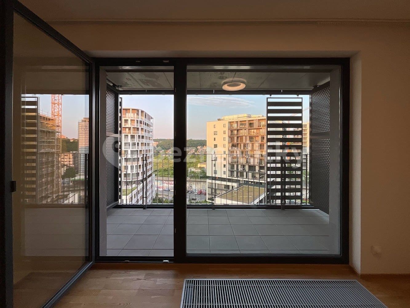 Prenájom bytu 1-izbový 32 m², Mezi Vodami, Praha, Praha Prenájom bytu 1-izbový 32 m², Mezi Vodami, Praha, Praha