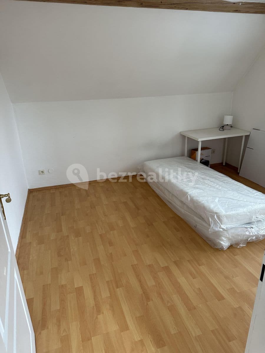 Prenájom bytu 2-izbový 85 m², Okrouhlá, Liberecký kraj Prenájom bytu 2-izbový 85 m², Okrouhlá, Liberecký kraj