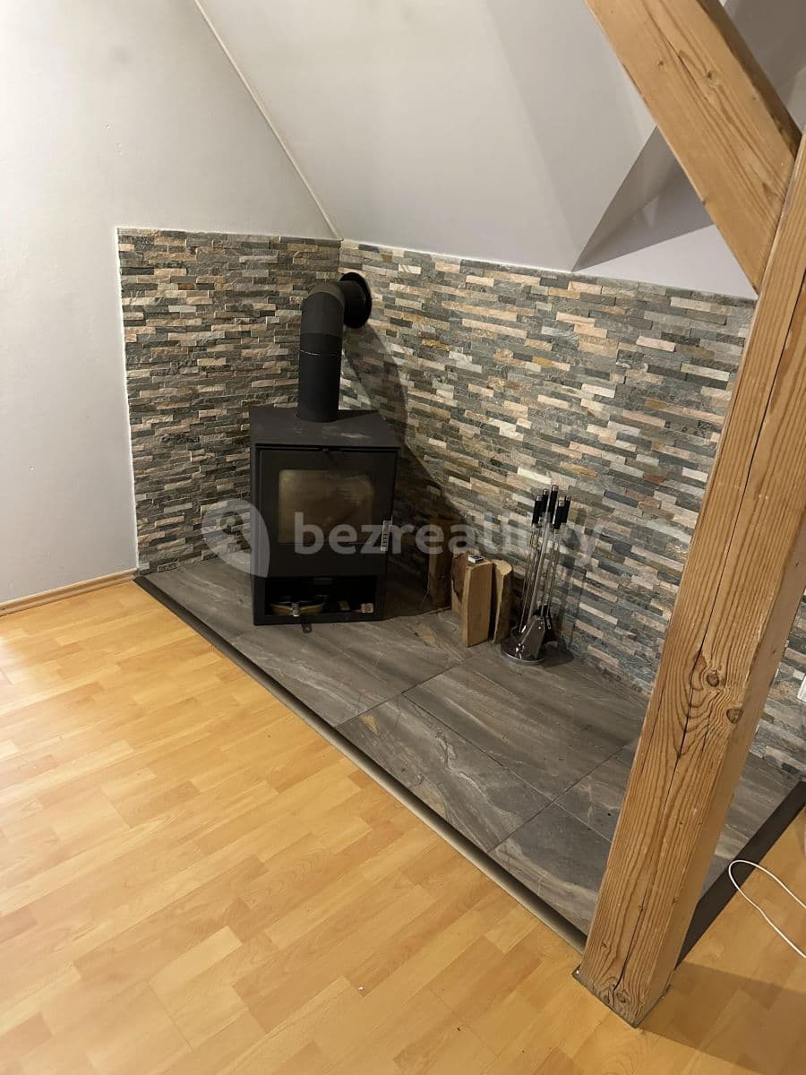 Prenájom bytu 2-izbový 85 m², Okrouhlá, Liberecký kraj Prenájom bytu 2-izbový 85 m², Okrouhlá, Liberecký kraj