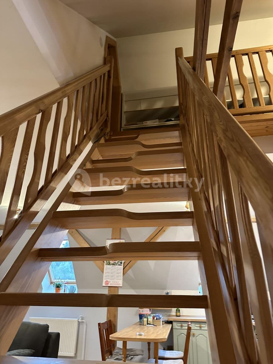 Prenájom bytu 2-izbový 85 m², Okrouhlá, Liberecký kraj Prenájom bytu 2-izbový 85 m², Okrouhlá, Liberecký kraj