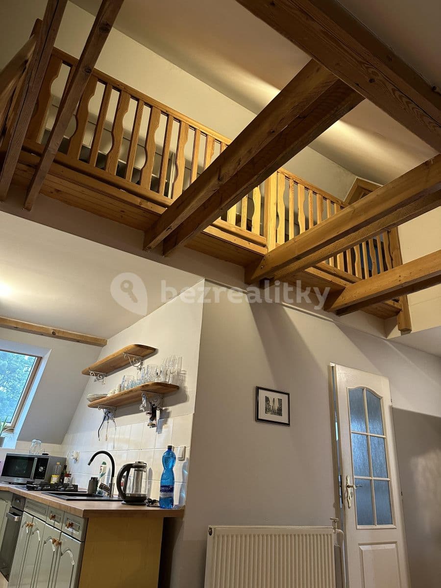 Prenájom bytu 2-izbový 85 m², Okrouhlá, Liberecký kraj Prenájom bytu 2-izbový 85 m², Okrouhlá, Liberecký kraj