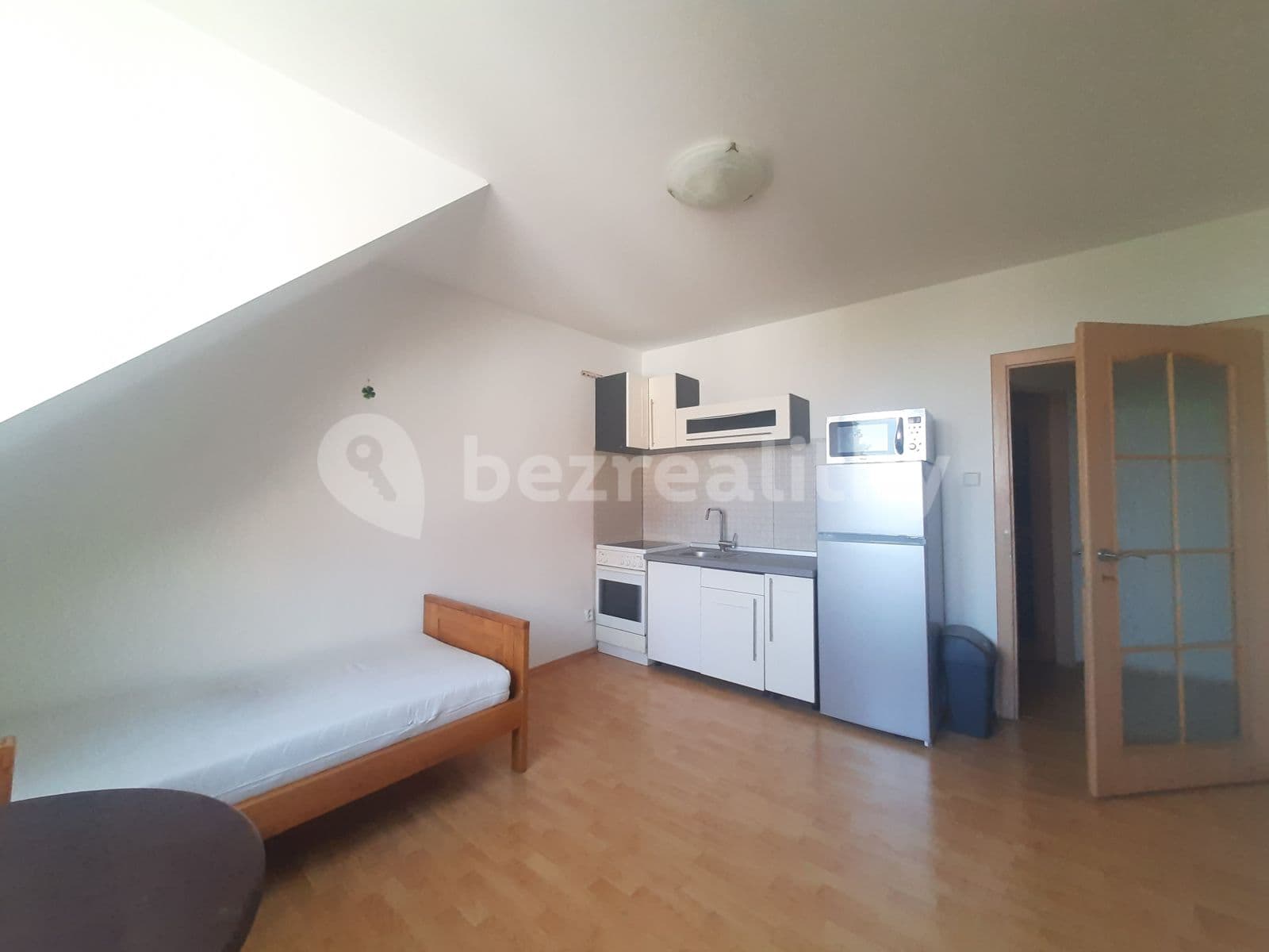 Prenájom bytu Garsoniéra 23 m², Přemyšlenská, Praha, Praha Prenájom bytu Garsoniéra 23 m², Přemyšlenská, Praha, Praha