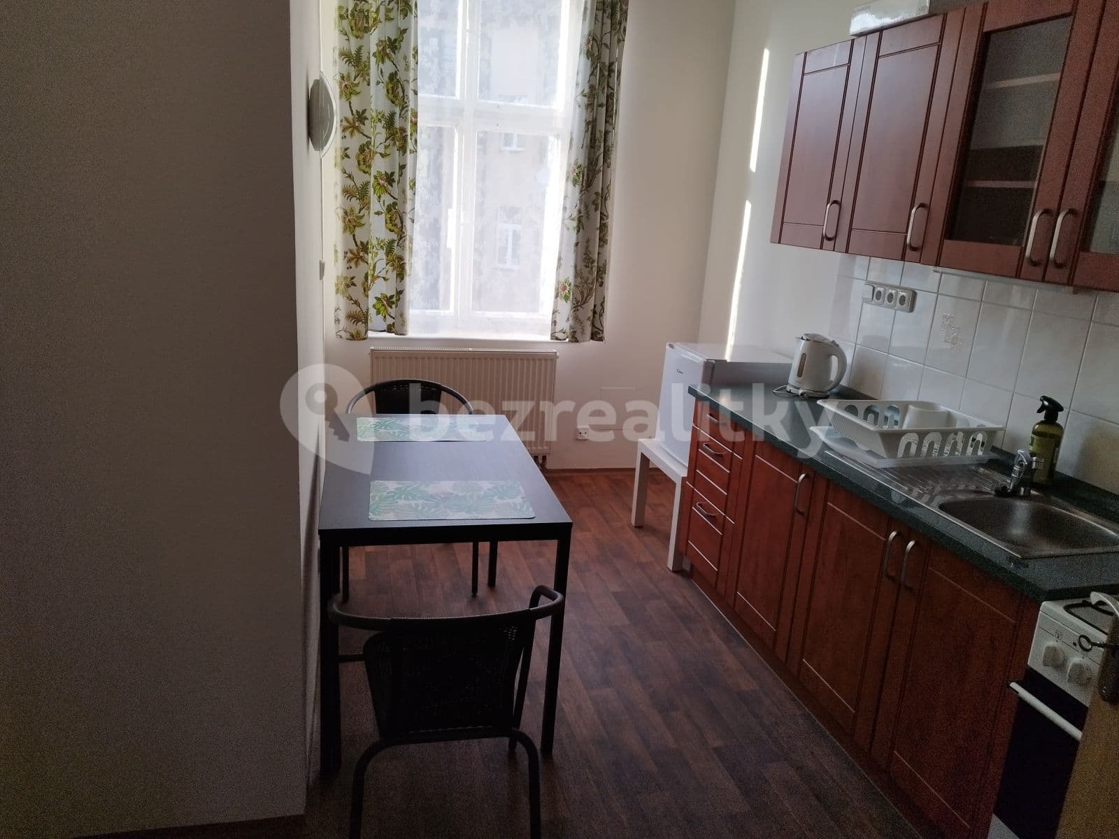 Prenájom bytu 1-izbový 41 m², Jindřicha Plachty, Praha, Praha Prenájom bytu 1-izbový 41 m², Jindřicha Plachty, Praha, Praha