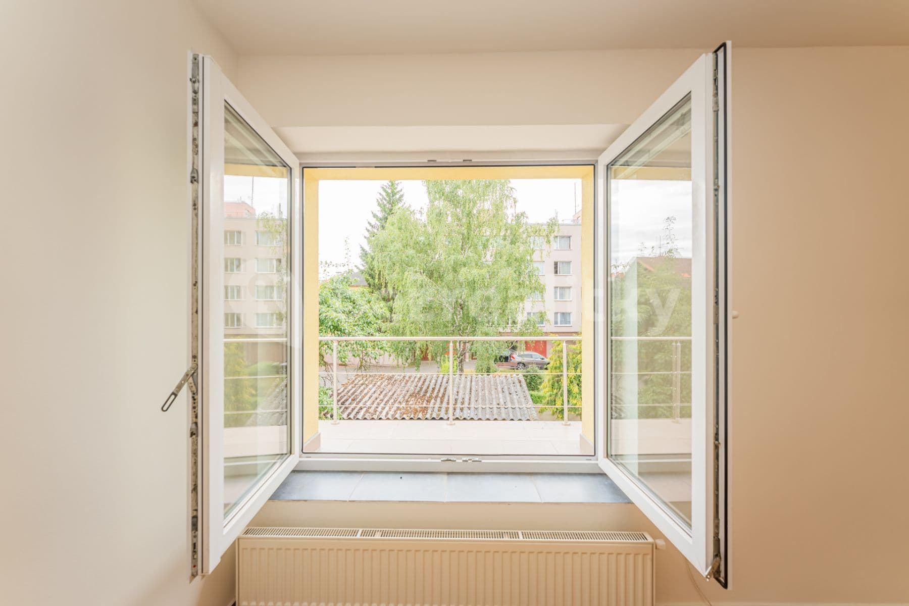 Prenájom bytu 3-izbový 398 m², V Rybníčkách, Praha, Praha Prenájom bytu 3-izbový 398 m², V Rybníčkách, Praha, Praha