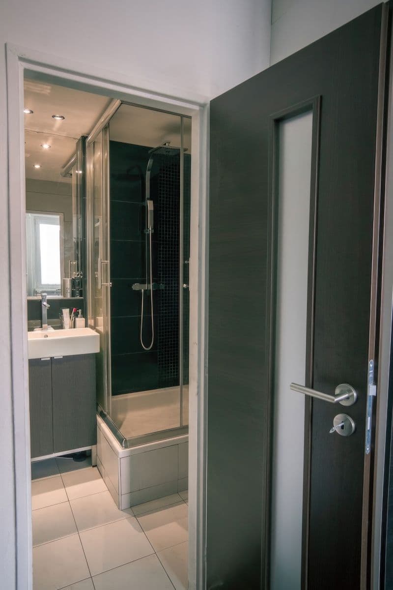 Prenájom bytu Garsoniéra 27 m², V Hůrkách, Praha, Praha Prenájom bytu Garsoniéra 27 m², V Hůrkách, Praha, Praha