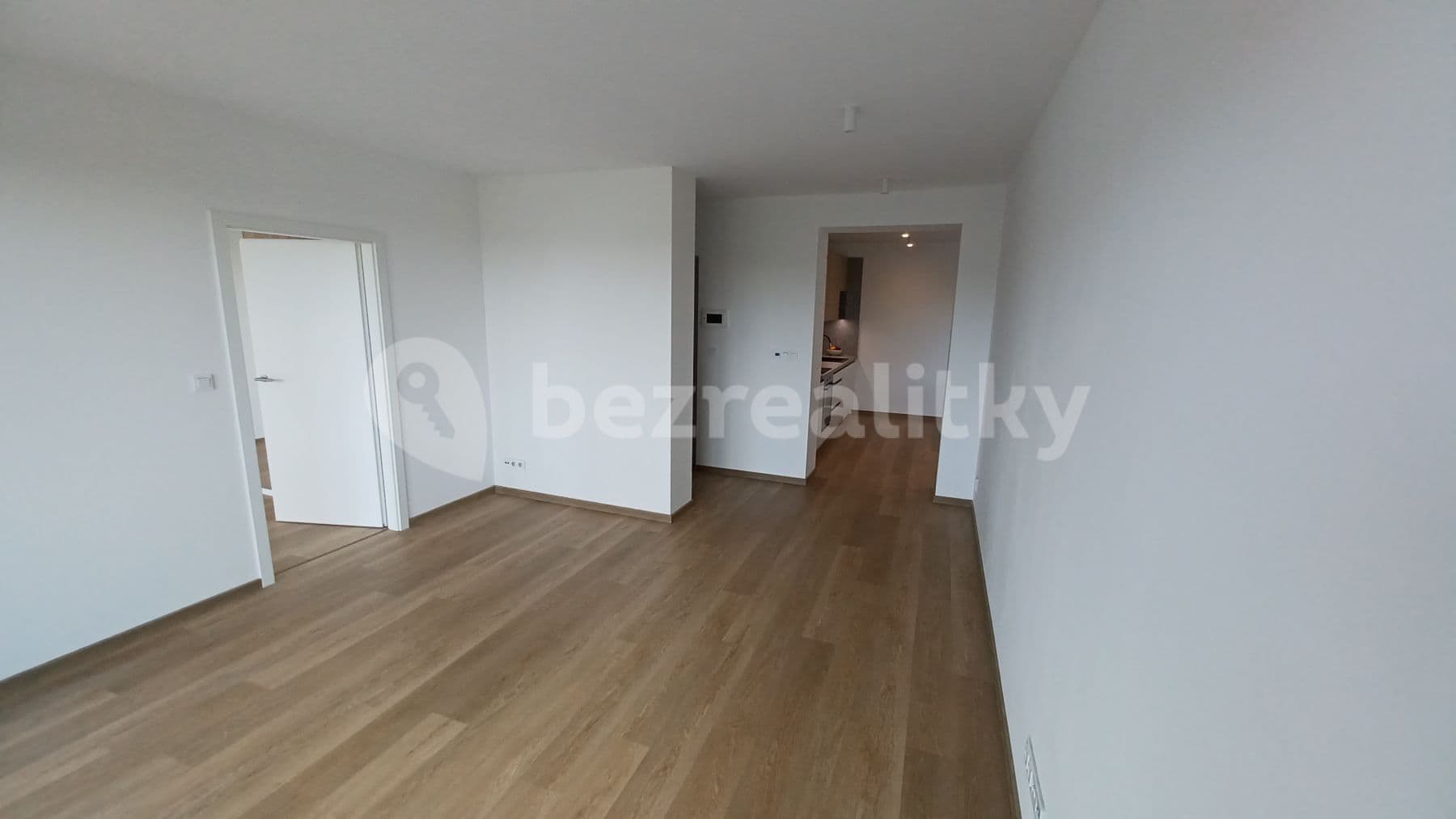 Prenájom bytu 2-izbový 57 m², Veverské Knínice, Jihomoravský kraj Prenájom bytu 2-izbový 57 m², Veverské Knínice, Jihomoravský kraj