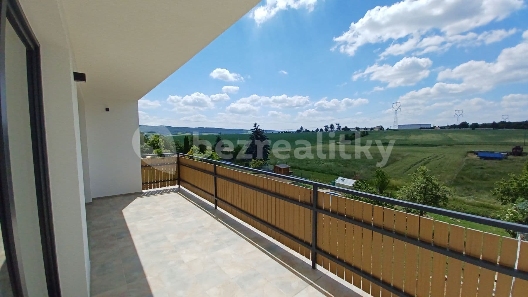 Prenájom bytu 2-izbový 57 m², Veverské Knínice, Jihomoravský kraj Prenájom bytu 2-izbový 57 m², Veverské Knínice, Jihomoravský kraj