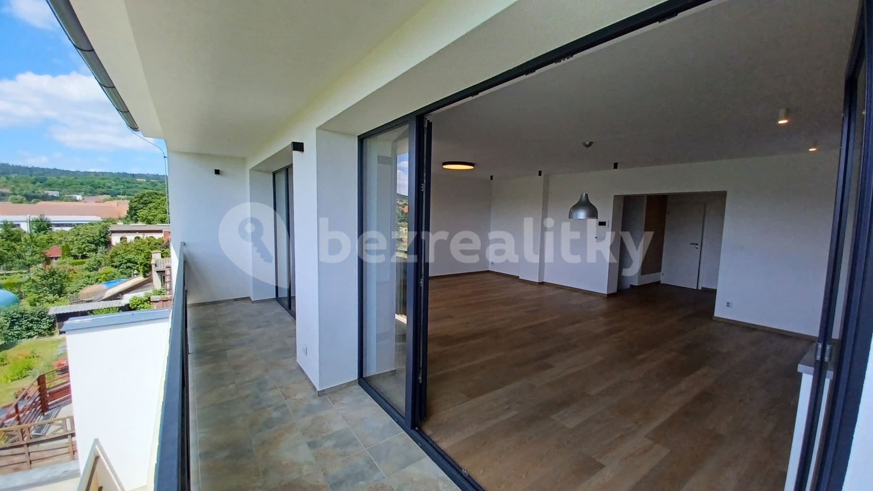 Prenájom bytu 3-izbový 85 m², Veverské Knínice, Jihomoravský kraj Prenájom bytu 3-izbový 85 m², Veverské Knínice, Jihomoravský kraj
