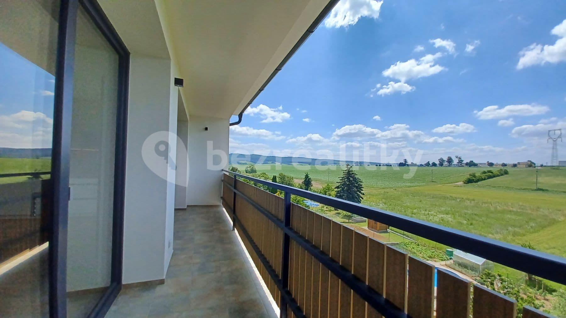 Prenájom bytu 3-izbový 85 m², Veverské Knínice, Jihomoravský kraj Prenájom bytu 3-izbový 85 m², Veverské Knínice, Jihomoravský kraj