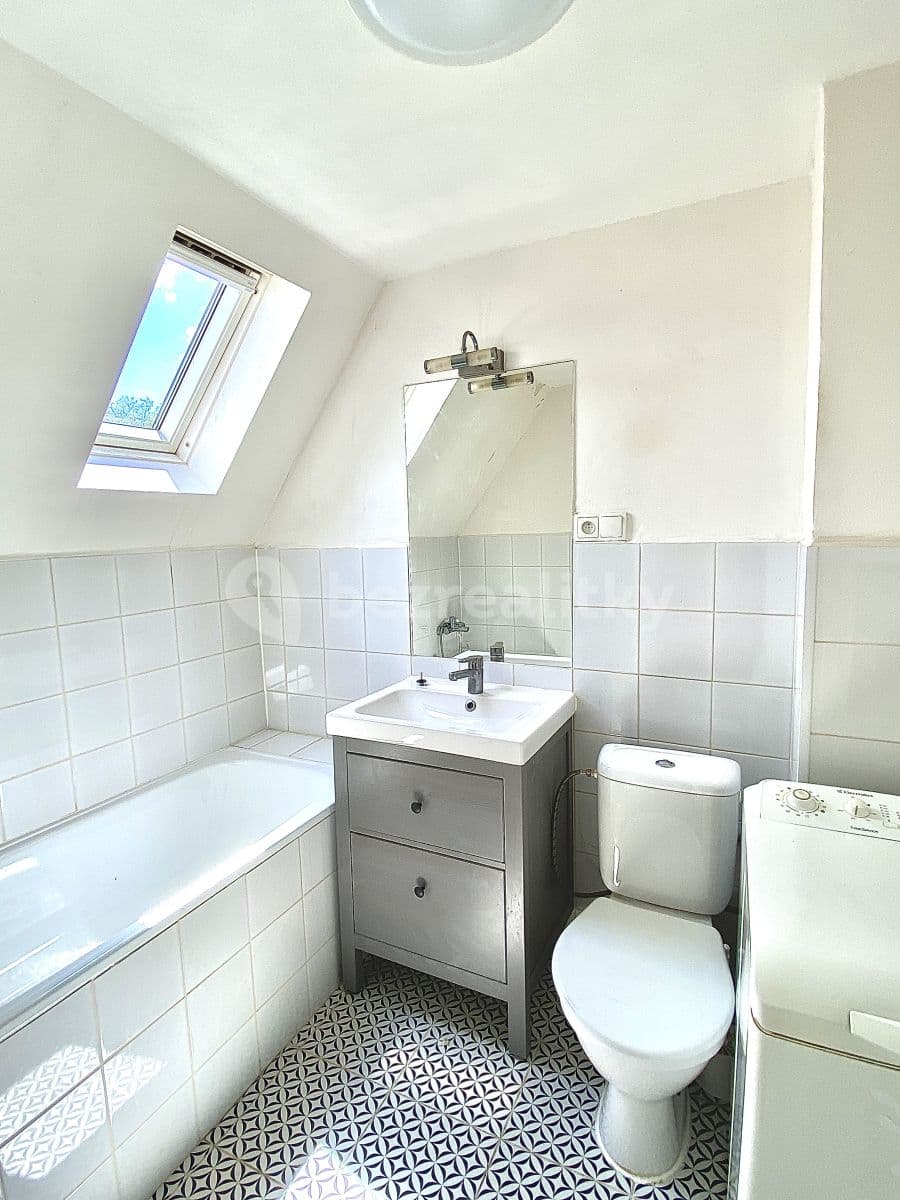 Prenájom bytu 2-izbový 56 m², Wolkerova, Litvínov, Ústecký kraj Prenájom bytu 2-izbový 56 m², Wolkerova, Litvínov, Ústecký kraj