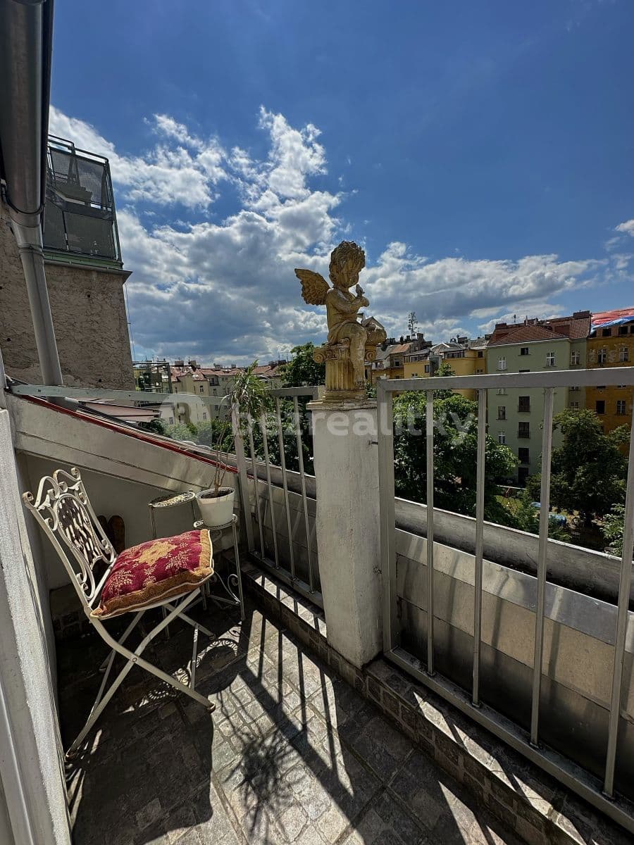 Prenájom bytu 1-izbový 25 m², Lublaňská, Praha, Praha Prenájom bytu 1-izbový 25 m², Lublaňská, Praha, Praha