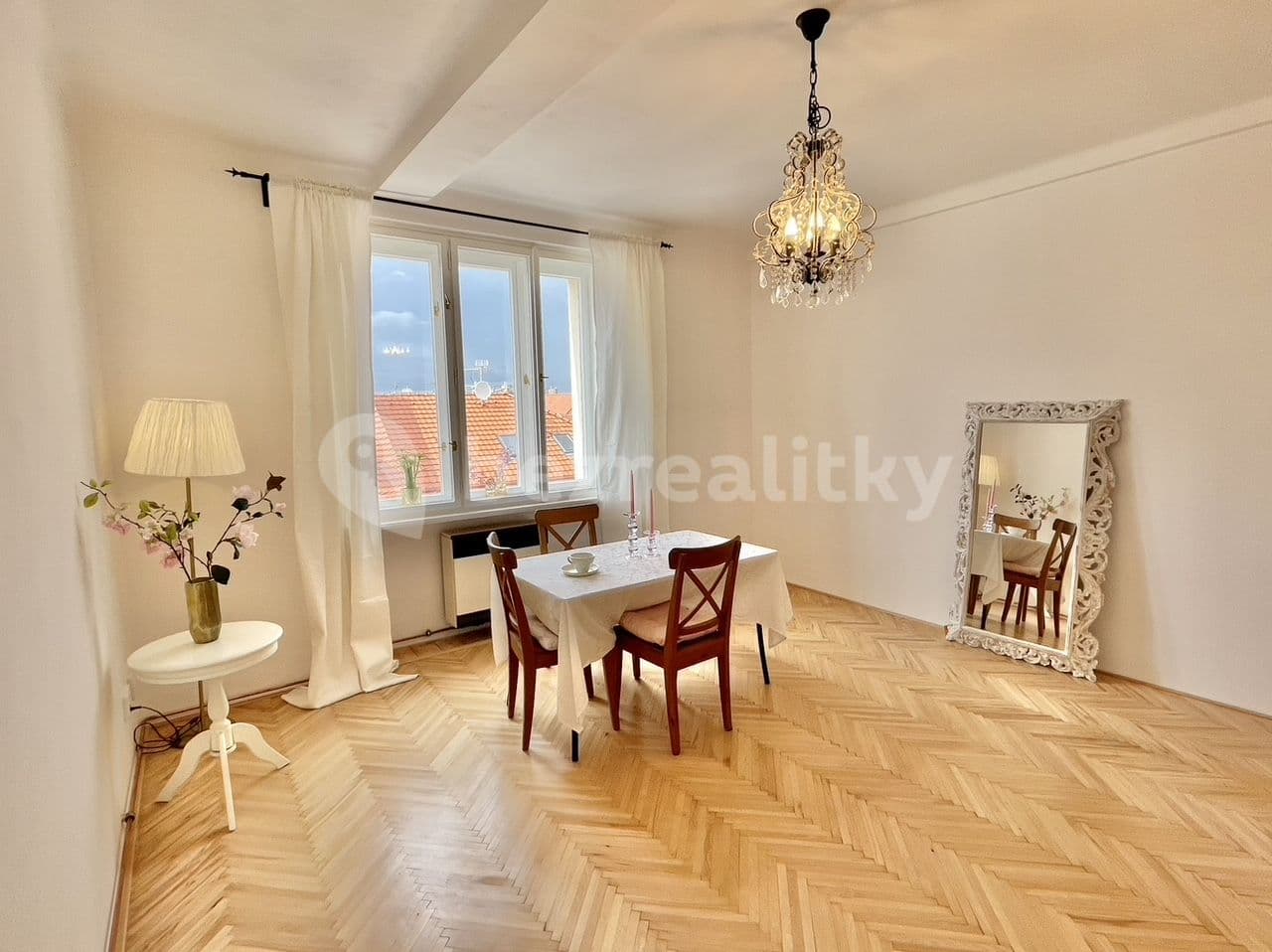 Prenájom bytu Garsoniéra 28 m², Baranova, Praha, Praha Prenájom bytu Garsoniéra 28 m², Baranova, Praha, Praha