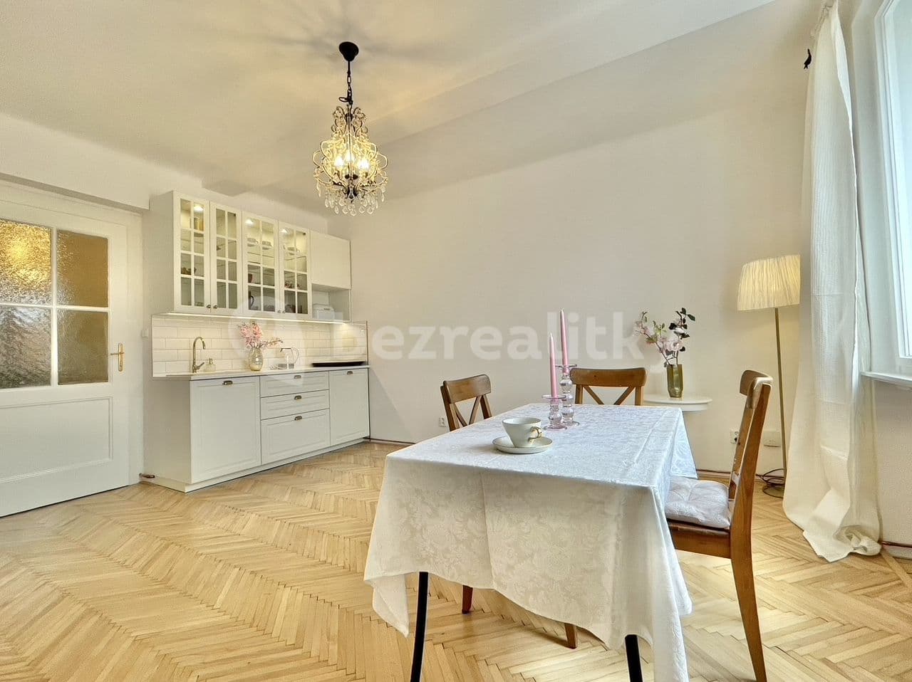 Prenájom bytu Garsoniéra 28 m², Baranova, Praha, Praha Prenájom bytu Garsoniéra 28 m², Baranova, Praha, Praha