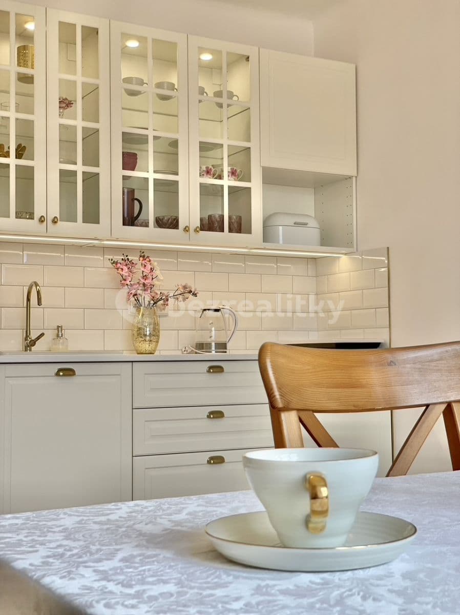 Prenájom bytu Garsoniéra 28 m², Baranova, Praha, Praha Prenájom bytu Garsoniéra 28 m², Baranova, Praha, Praha