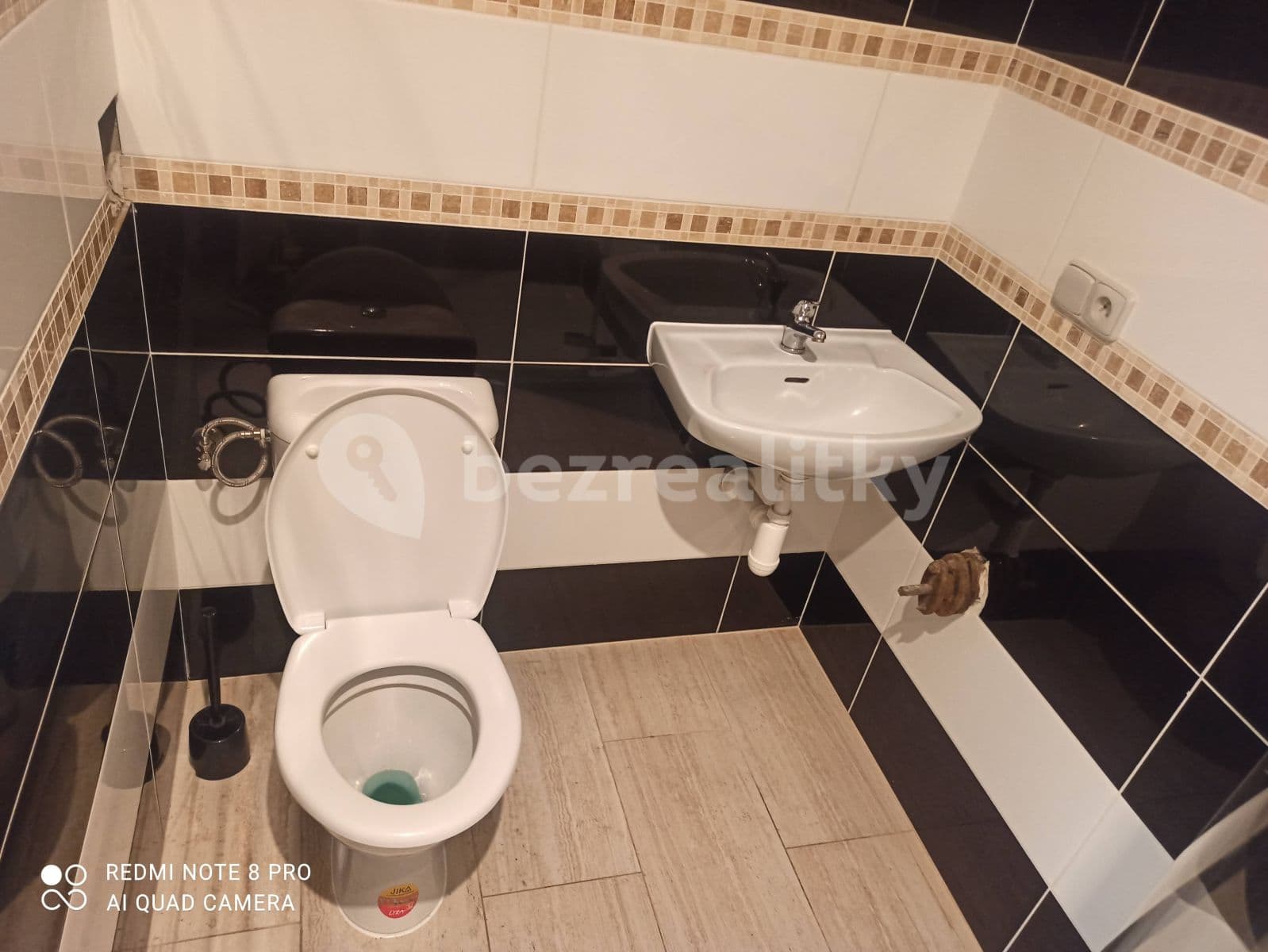 Prenájom bytu 2-izbový 60 m², Hradeckých, Praha, Praha Prenájom bytu 2-izbový 60 m², Hradeckých, Praha, Praha