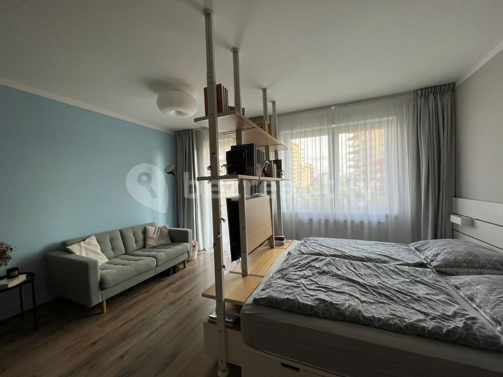 Prenájom bytu 1-izbový 42 m², Škrábkových, Praha, Praha Prenájom bytu 1-izbový 42 m², Škrábkových, Praha, Praha