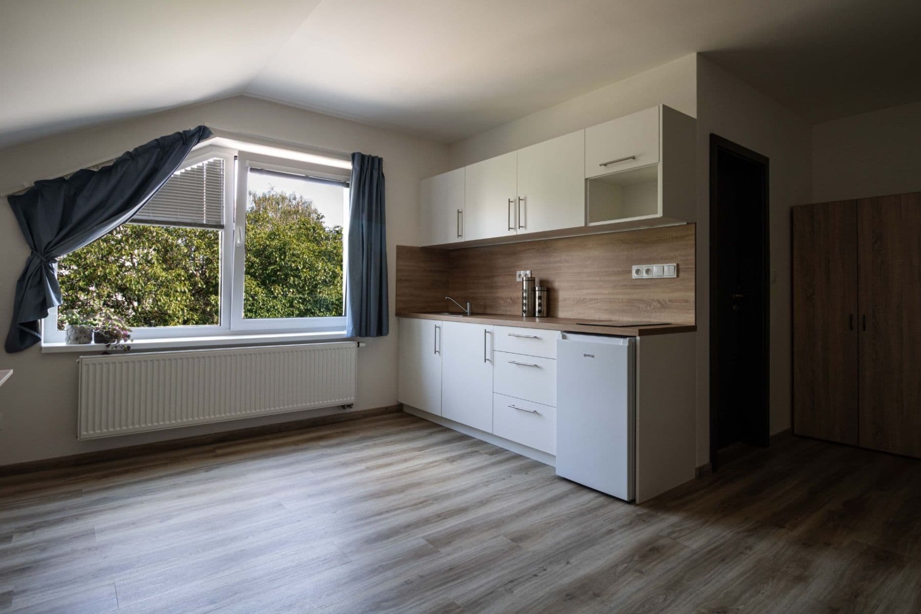Prenájom bytu 1-izbový 29 m², Sadská, Praha, Praha Prenájom bytu 1-izbový 29 m², Sadská, Praha, Praha