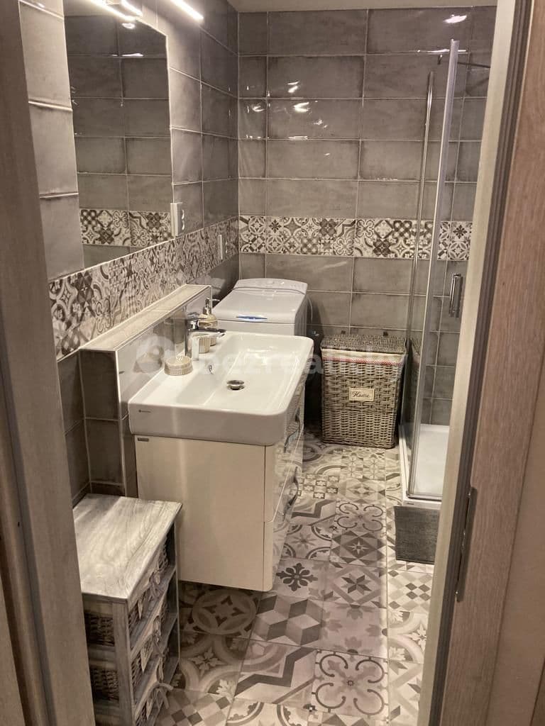Prenájom bytu 2-izbový 54 m², Muškátová, Pezinok, Bratislavský kraj Prenájom bytu 2-izbový 54 m², Muškátová, Pezinok, Bratislavský kraj