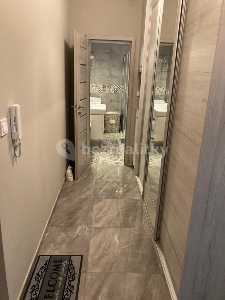 Prenájom bytu 2-izbový 54 m², Muškátová, Pezinok, Bratislavský kraj Prenájom bytu 2-izbový 54 m², Muškátová, Pezinok, Bratislavský kraj