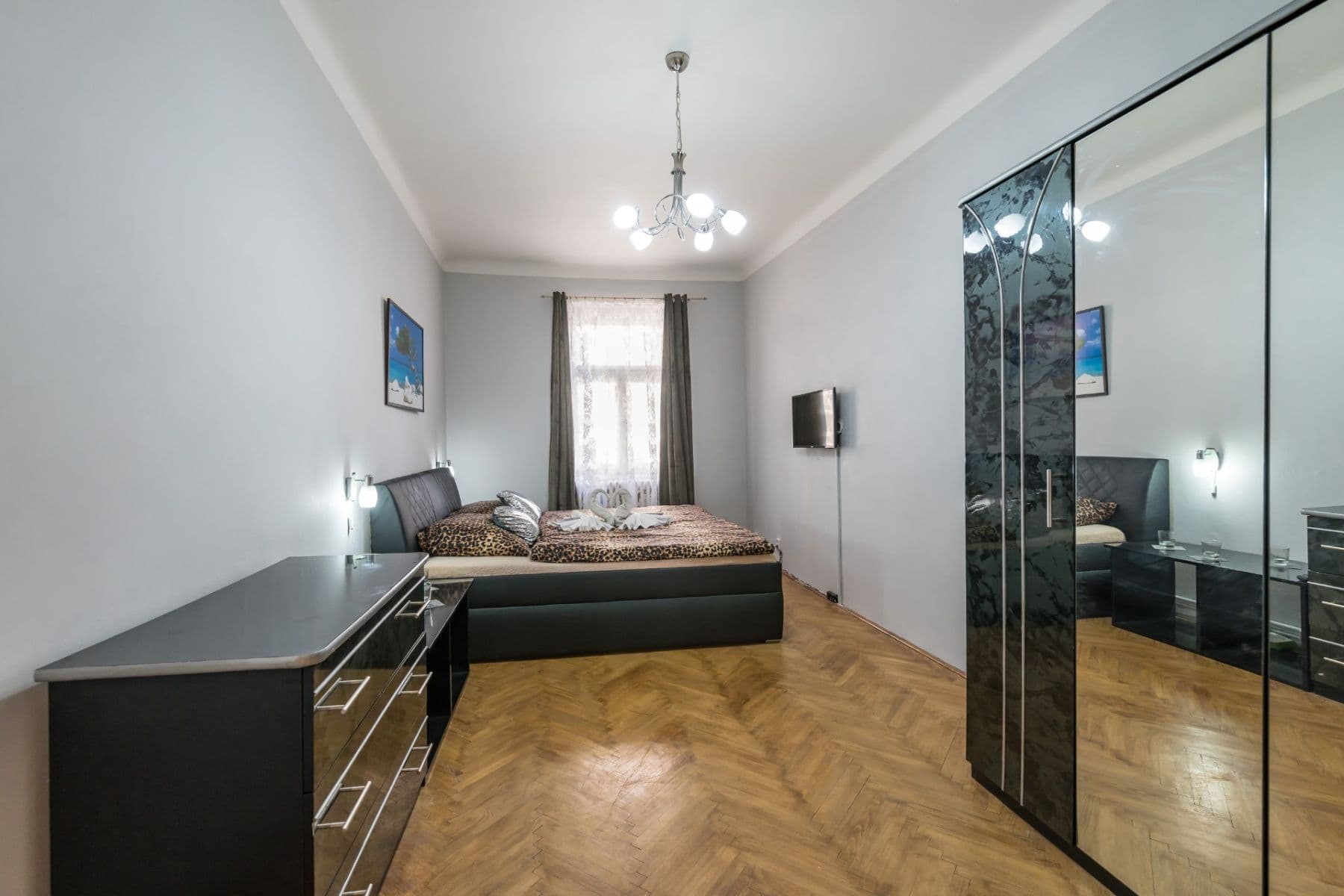 Prenájom bytu 2-izbový 66 m², Voroněžská, Praha, Praha Prenájom bytu 2-izbový 66 m², Voroněžská, Praha, Praha