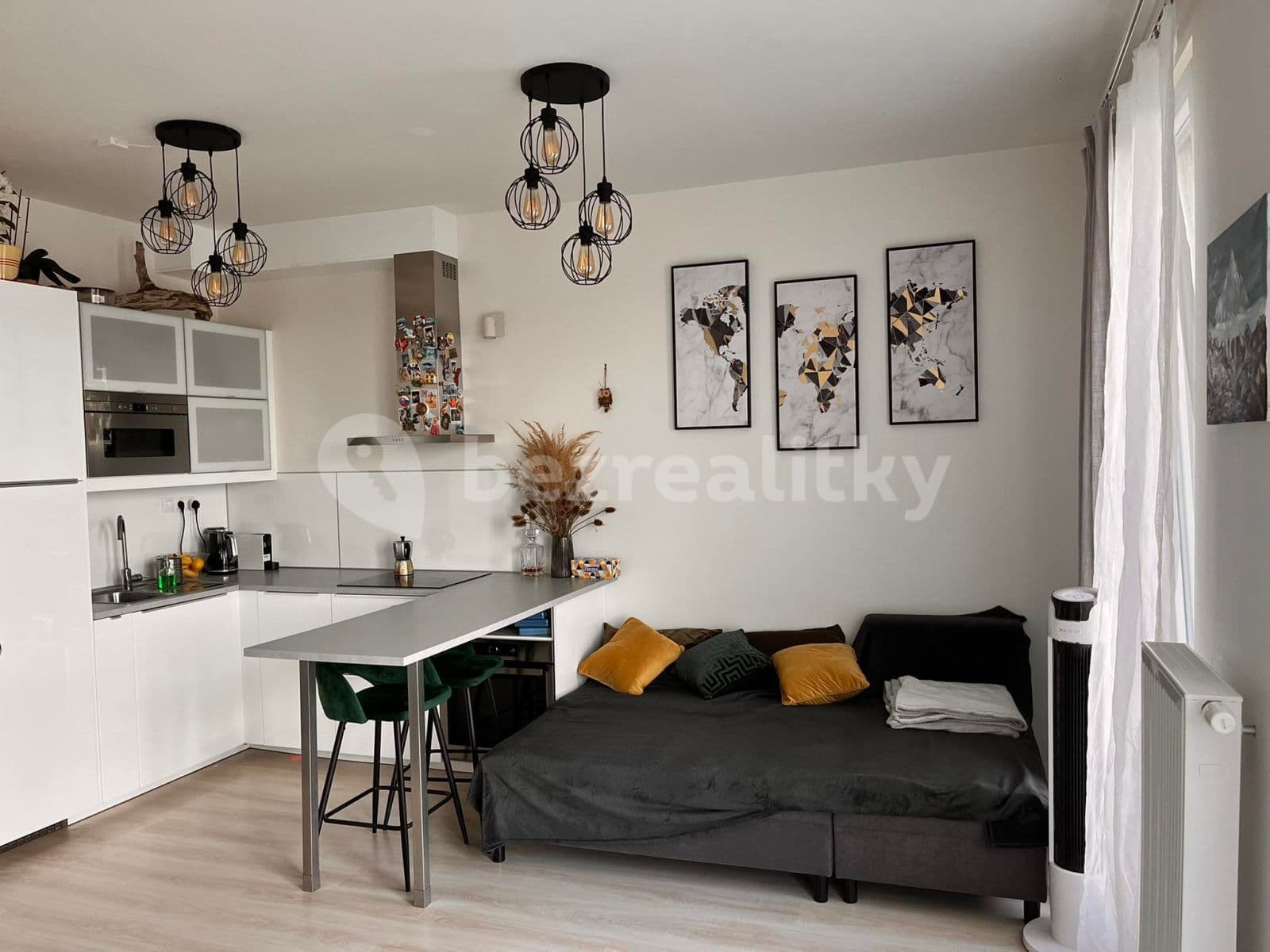 Prenájom bytu 1-izbový 36 m², Emy Destinové, Jinočany, Středočeský kraj Prenájom bytu 1-izbový 36 m², Emy Destinové, Jinočany, Středočeský kraj