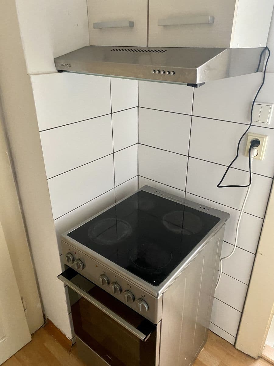 Prenájom bytu 1-izbový 1 m², Buštěhradská, Praha, Praha Prenájom bytu 1-izbový 1 m², Buštěhradská, Praha, Praha