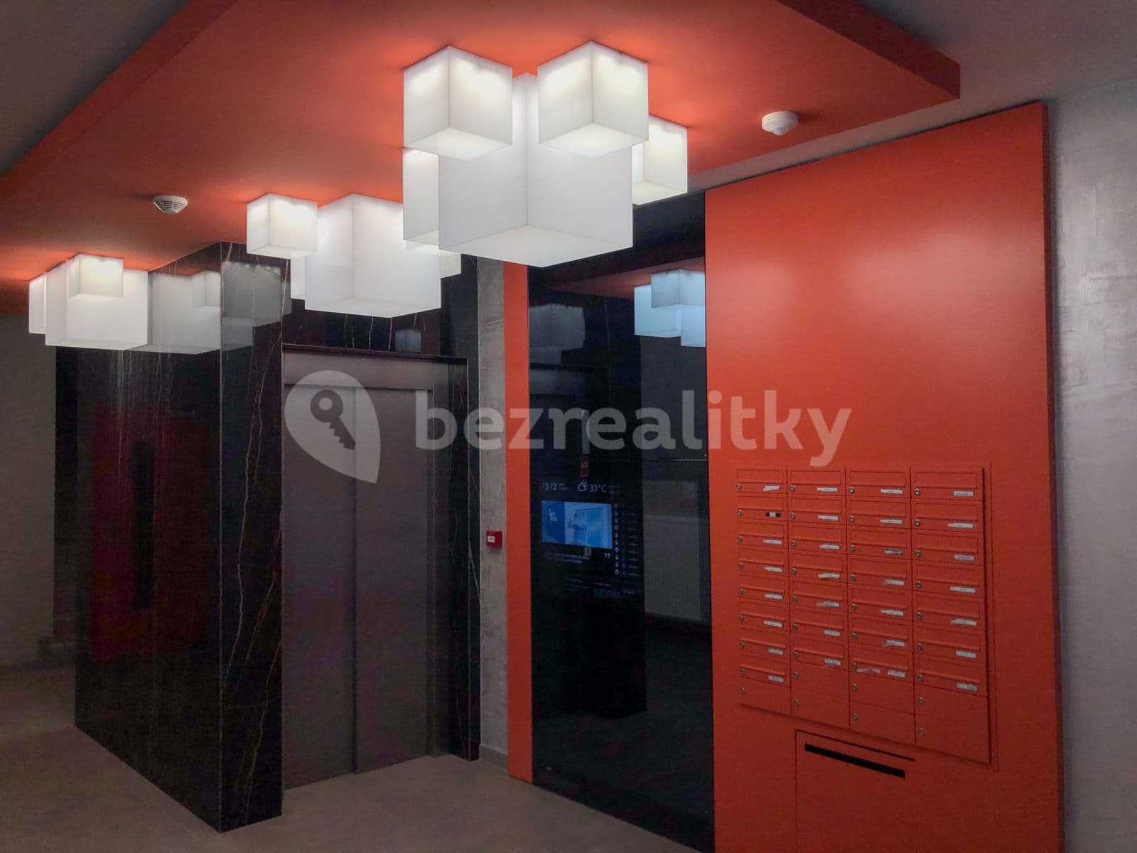 Prenájom bytu 2-izbový 57 m², U Sluncové, Praha, Praha Prenájom bytu 2-izbový 57 m², U Sluncové, Praha, Praha