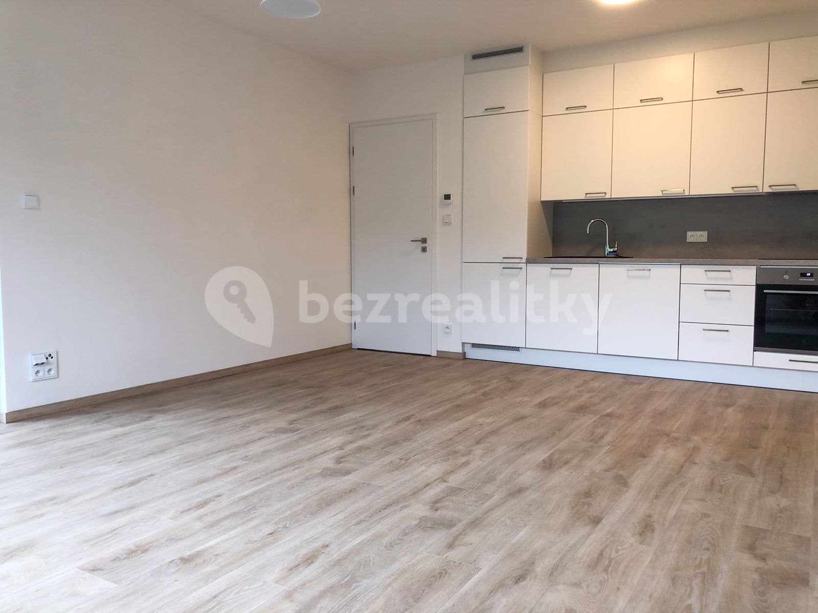 Prenájom bytu 2-izbový 57 m², U Sluncové, Praha, Praha Prenájom bytu 2-izbový 57 m², U Sluncové, Praha, Praha