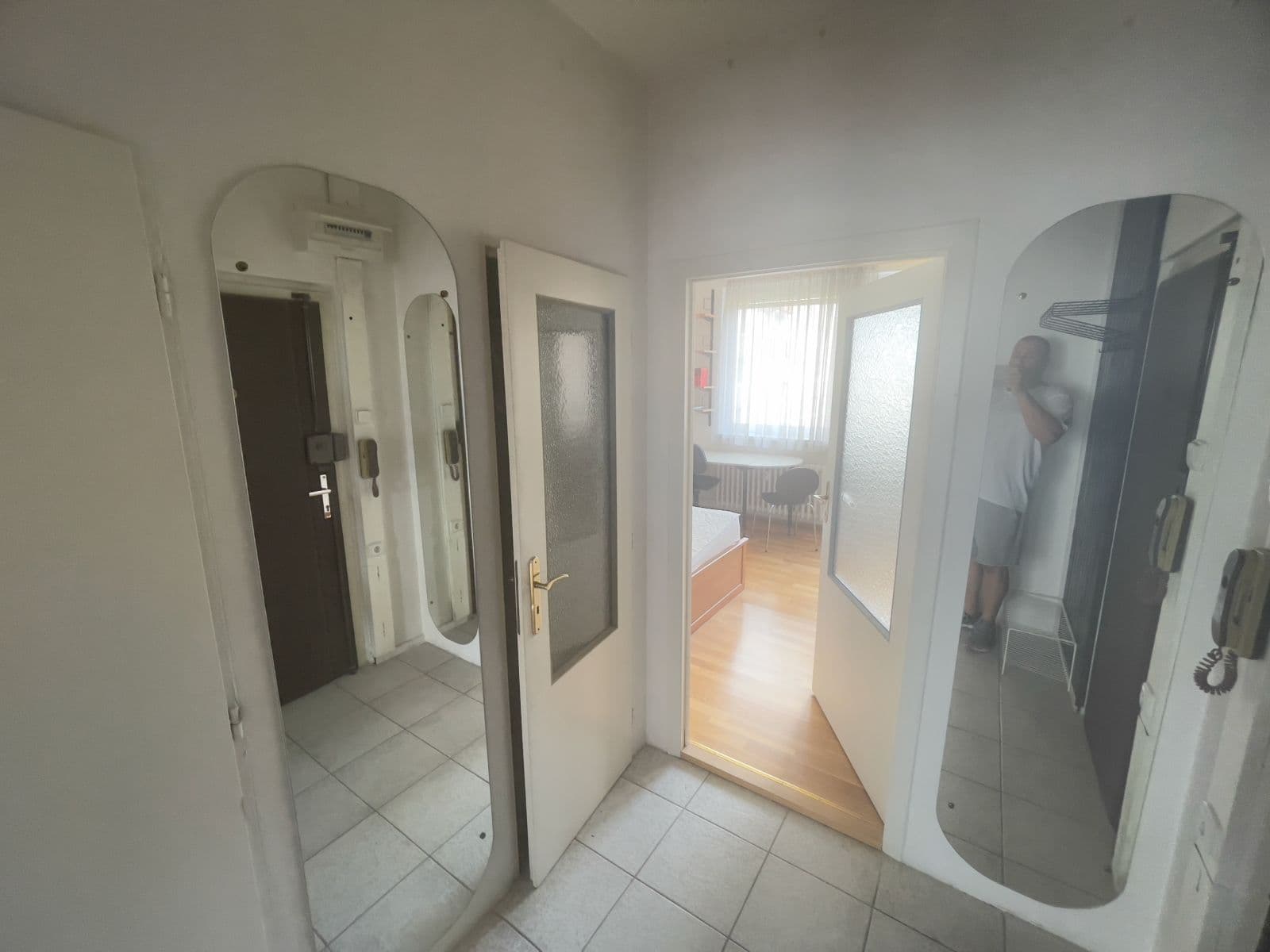 Prenájom bytu 2-izbový 45 m², Silurská, Praha, Praha Prenájom bytu 2-izbový 45 m², Silurská, Praha, Praha