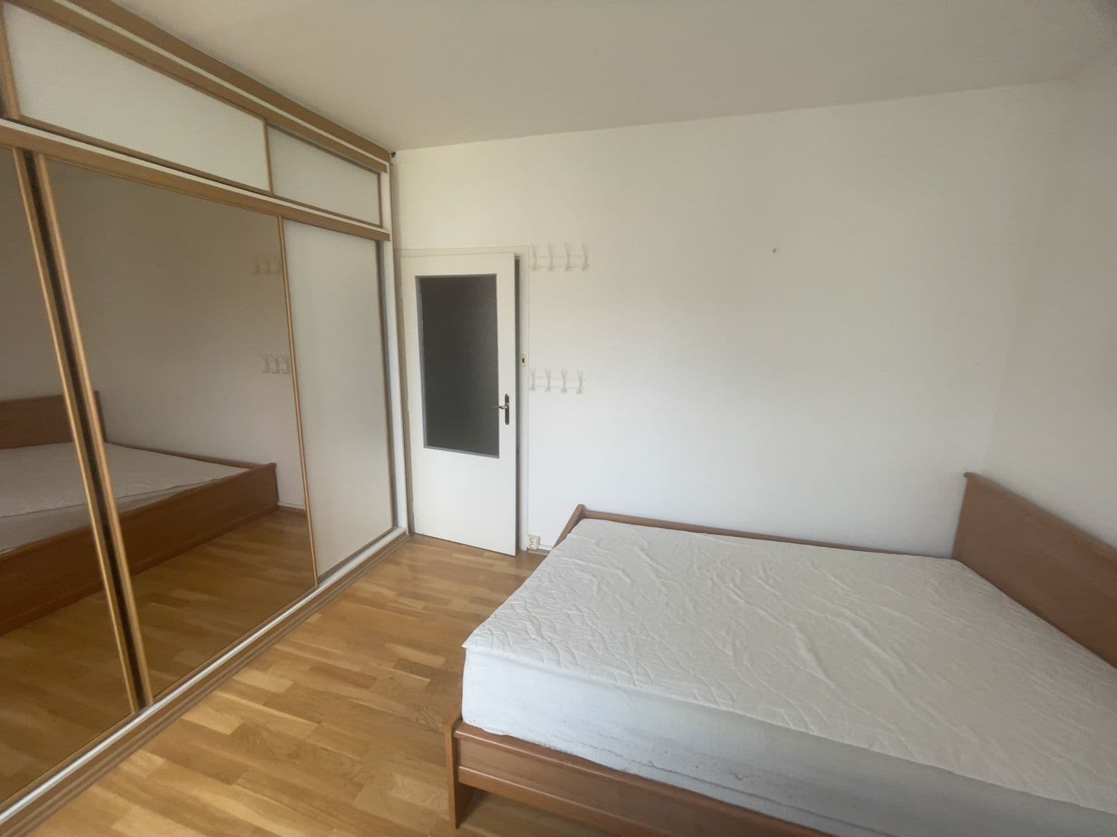 Prenájom bytu 2-izbový 45 m², Silurská, Praha, Praha Prenájom bytu 2-izbový 45 m², Silurská, Praha, Praha