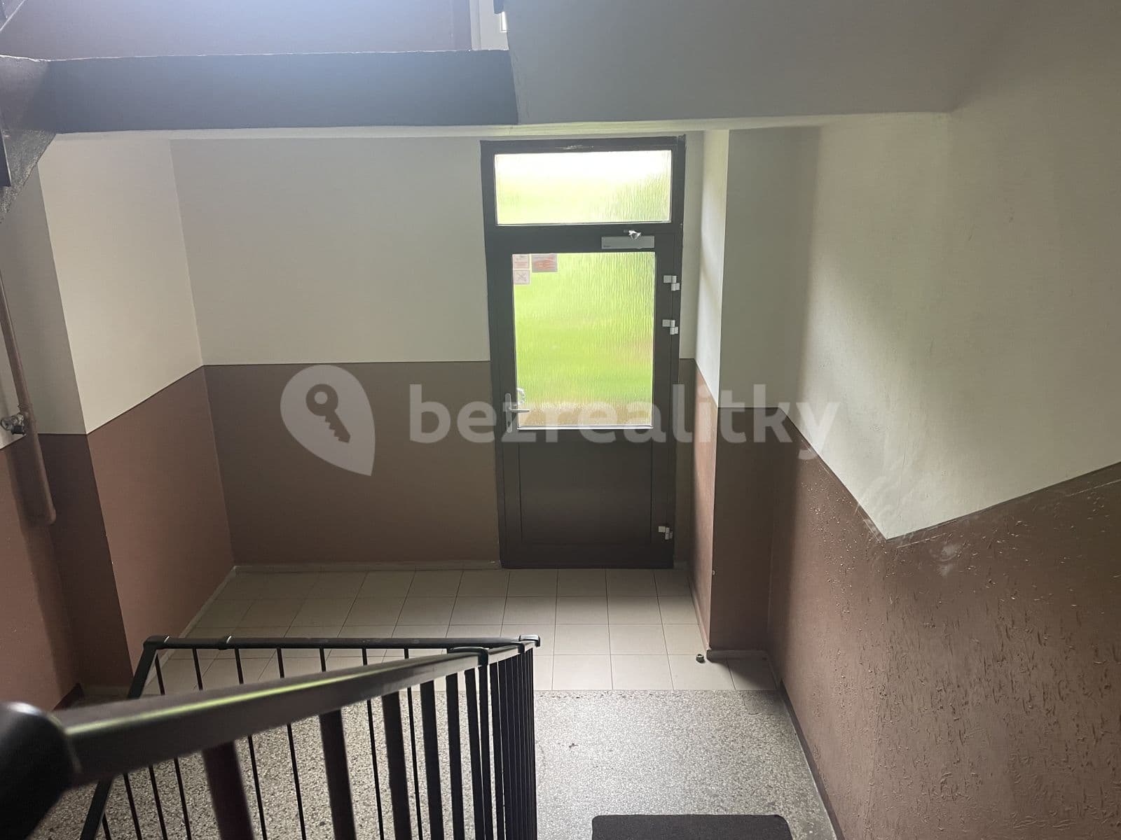 Prenájom bytu 1-izbový 35 m², Studentská, Jirkov, Ústecký kraj Prenájom bytu 1-izbový 35 m², Studentská, Jirkov, Ústecký kraj