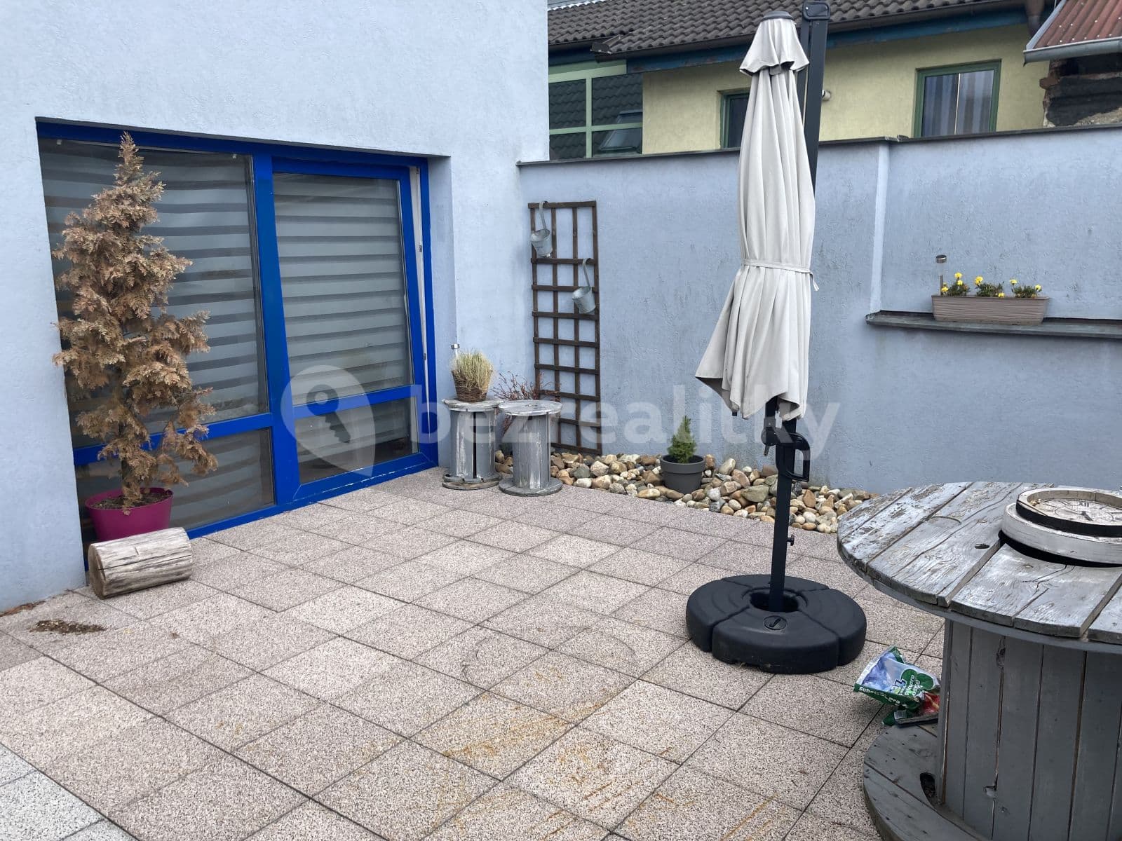 Prenájom bytu 2-izbový 73 m², Unhošťská, Kladno, Středočeský kraj Prenájom bytu 2-izbový 73 m², Unhošťská, Kladno, Středočeský kraj